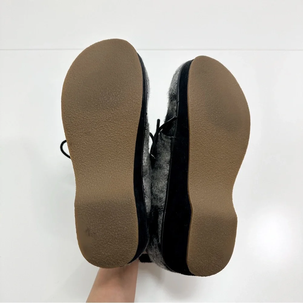 Dansko Lucille Wool Lace Up Chukka Ankle Boots in Grey and Black - Picture 7 of 10